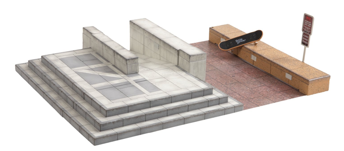 tech-deck-hollywood-high-ramp
